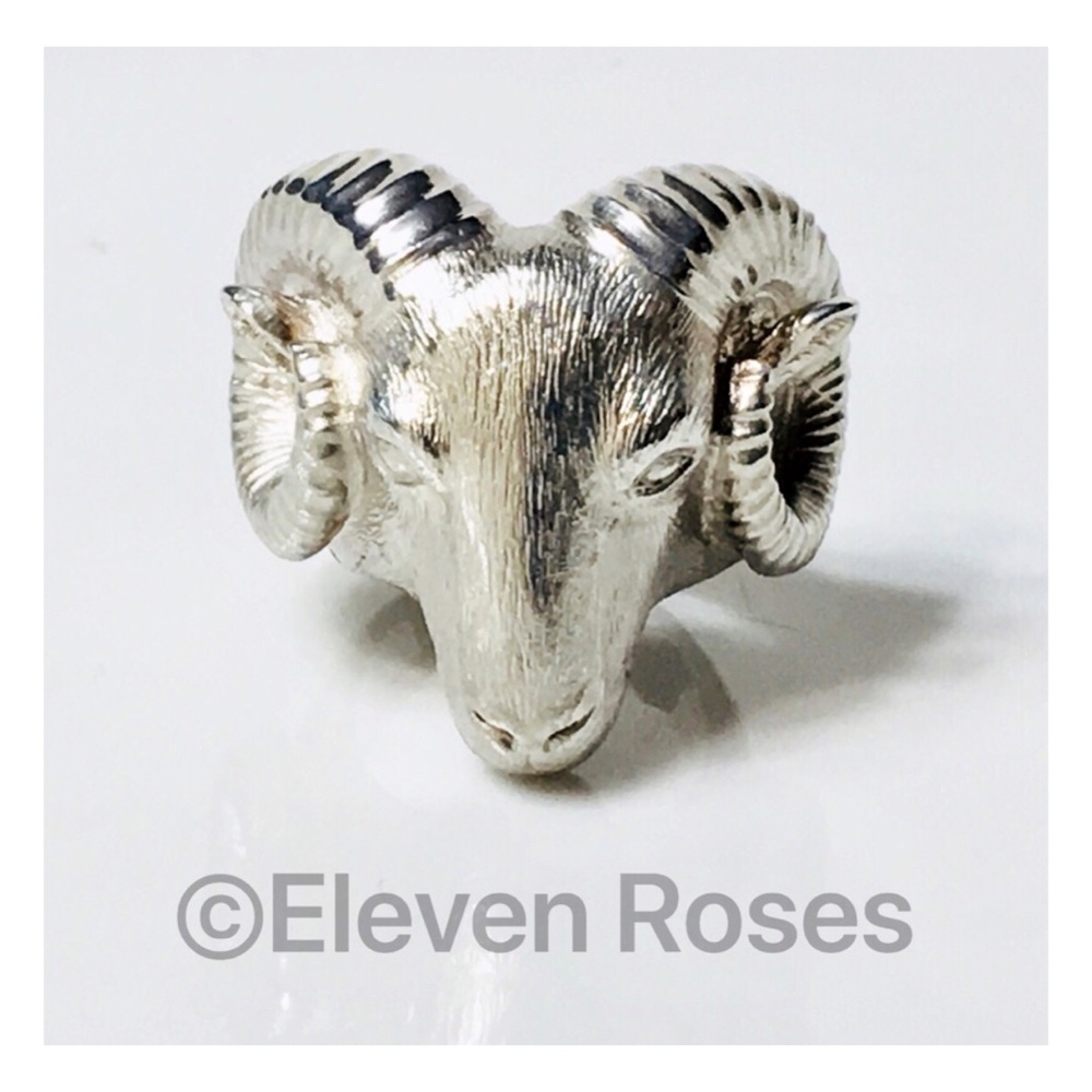 NWT Theo Fennell Alias Ram Beastie Ring